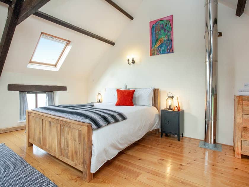 Double bedroom | The Threshing Barn - Middle Corscombe, Sampford Courtenay, Okehampton