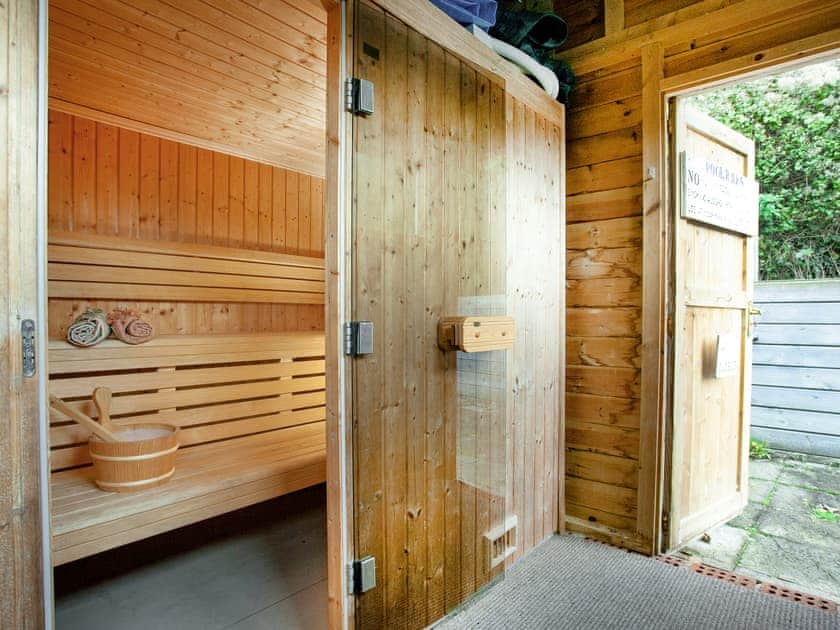Sauna | The Threshing Barn - Middle Corscombe, Sampford Courtenay, Okehampton