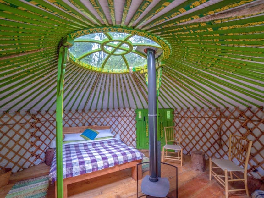 Eilian - Redwood Valley Cabins and Yurts, Presteigne