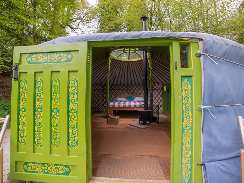 Eilian - Redwood Valley Cabins and Yurts, Presteigne