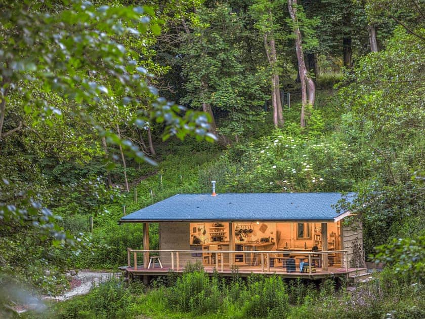 Eilian - Redwood Valley Cabins and Yurts, Presteigne
