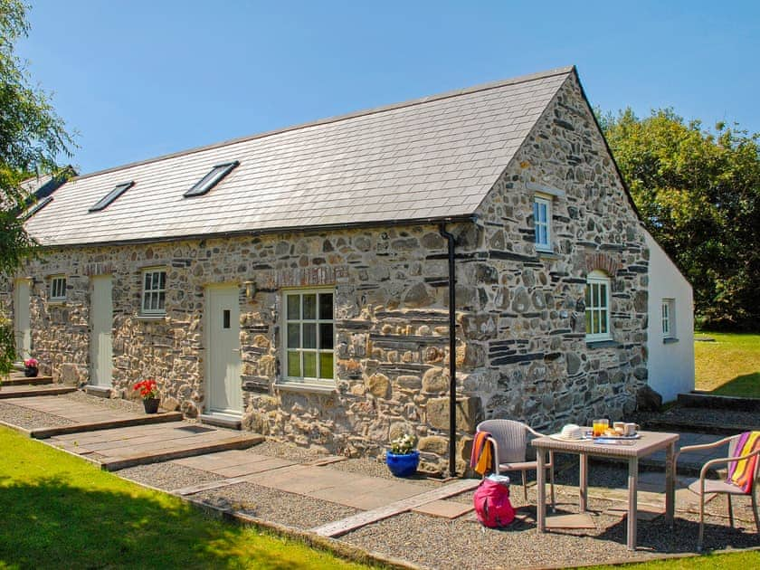 Pencaer - Yr Hafan Holiday Cottages, Llanrhian, near Porthgain