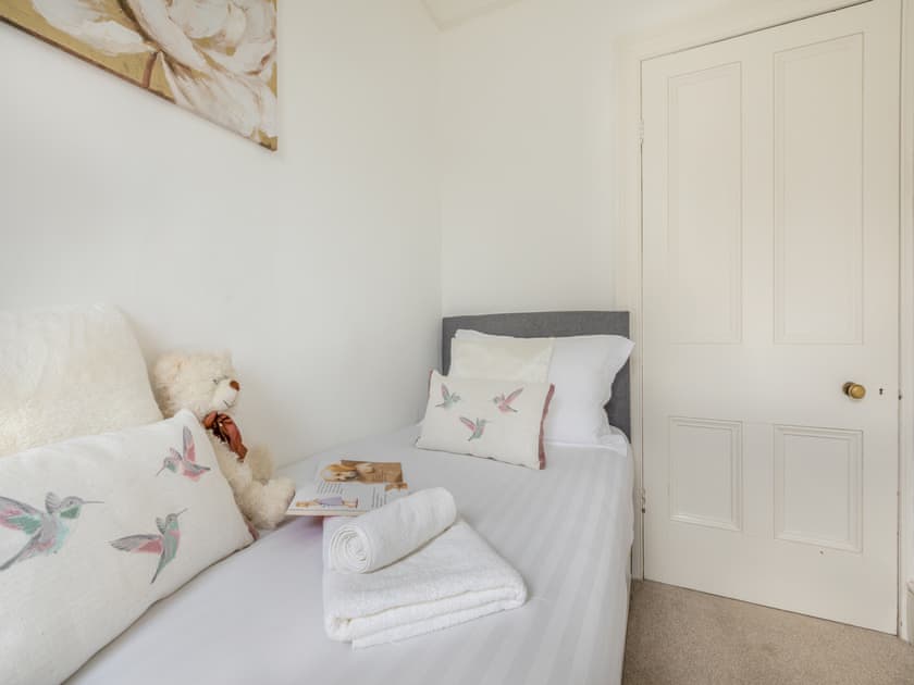 Single bedroom | Serenity Valley, Berrynarbor-Ilfracombe