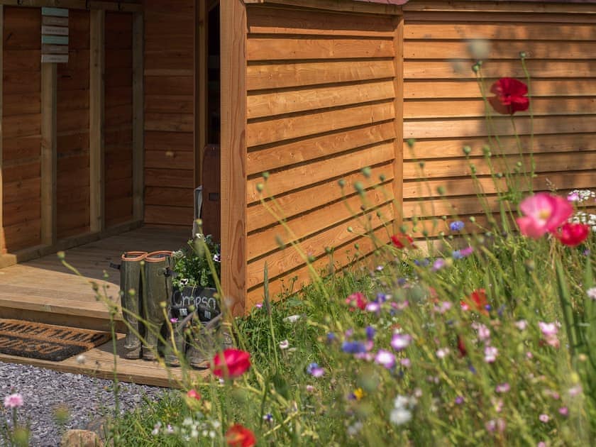 Dol y Mynydd (The Mountain Meadow) - Mountain Meadow Cabins, Abergele