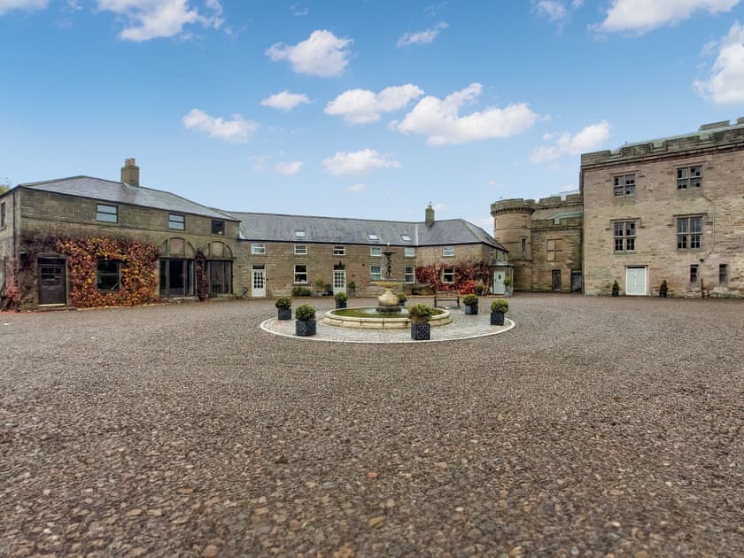 Barmoor Castle Cottage 2 in BerwickuponTweed