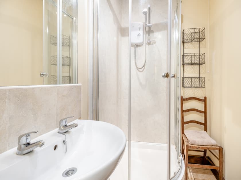 Bathroom | Morrells Wood Farm- The Dairy - Morrells Wood Farm, Leighton, near Shrewsbury