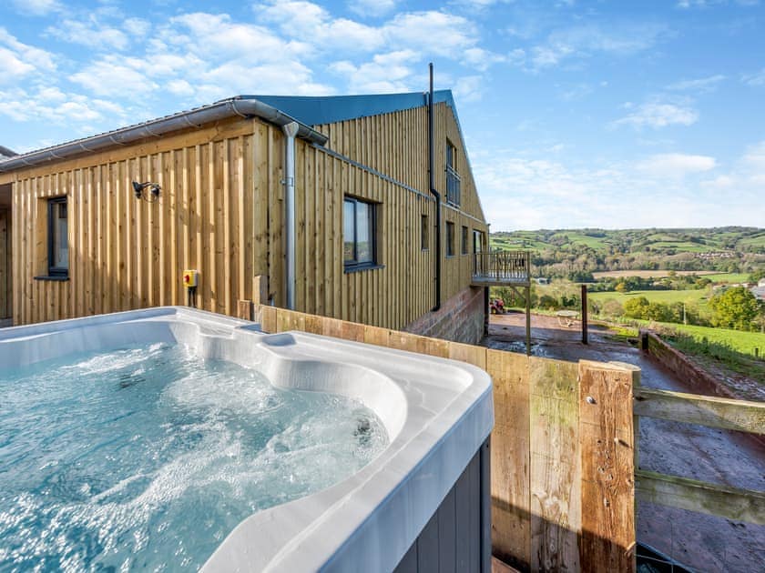 Hot tub | The Hay Loft - Westpitt Farm, Butterleigh, near Tiverton