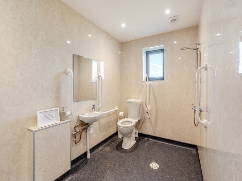 Bathroom | The Hay Loft - Westpitt Farm, Butterleigh, near Tiverton