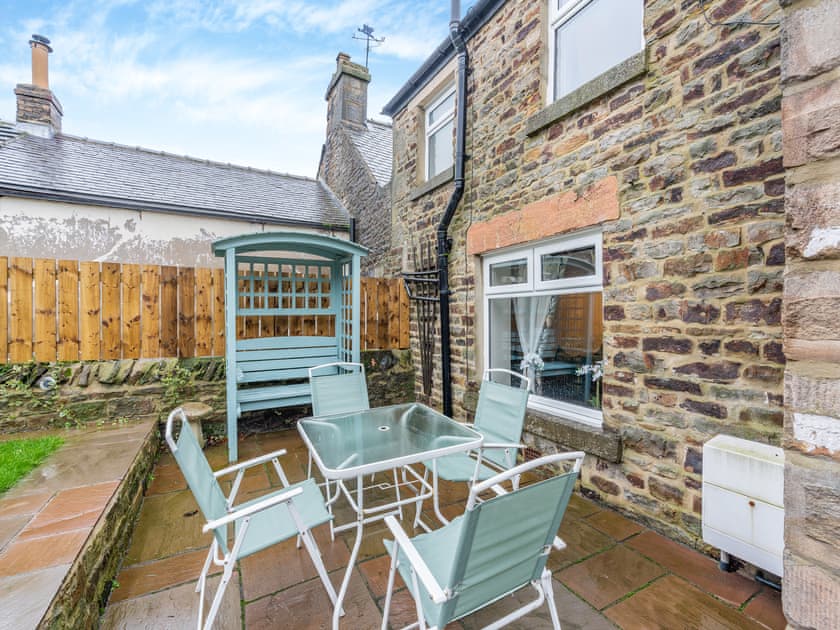 Outdoor eating area | Ivy Cottage, Stanhope