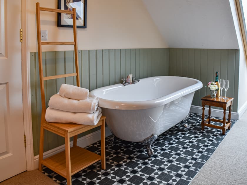 Double bedroom | Harbour View Villa, Gorleston-on-Sea, near Great Yarmouth