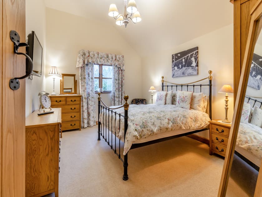 Double bedroom | Morells Wood Farm- The Barn - Morells Wood Farm, Leighton, near Shrewsbury