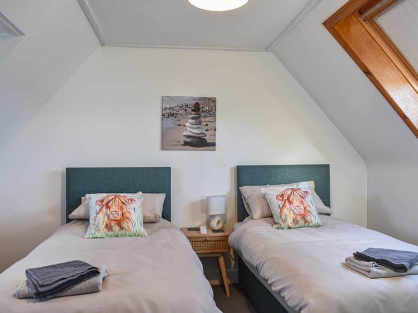 Twin bedroom | Strathlene Lodge, Strathlene, near Buckie