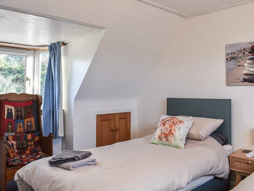Twin bedroom | Strathlene Lodge, Strathlene, near Buckie