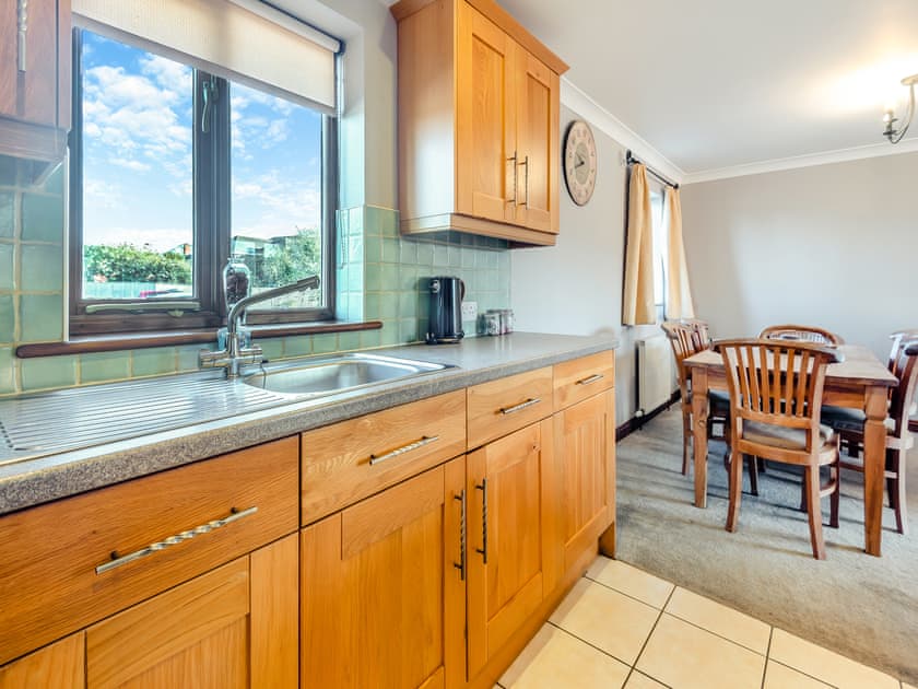 Open plan living space | Chestnut Cottage - Grange Farm Park, Louth