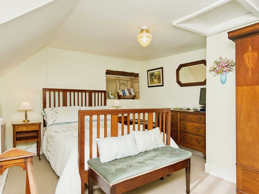Master bedroom | Ye Olde Cottage, Niton, near Ventnor