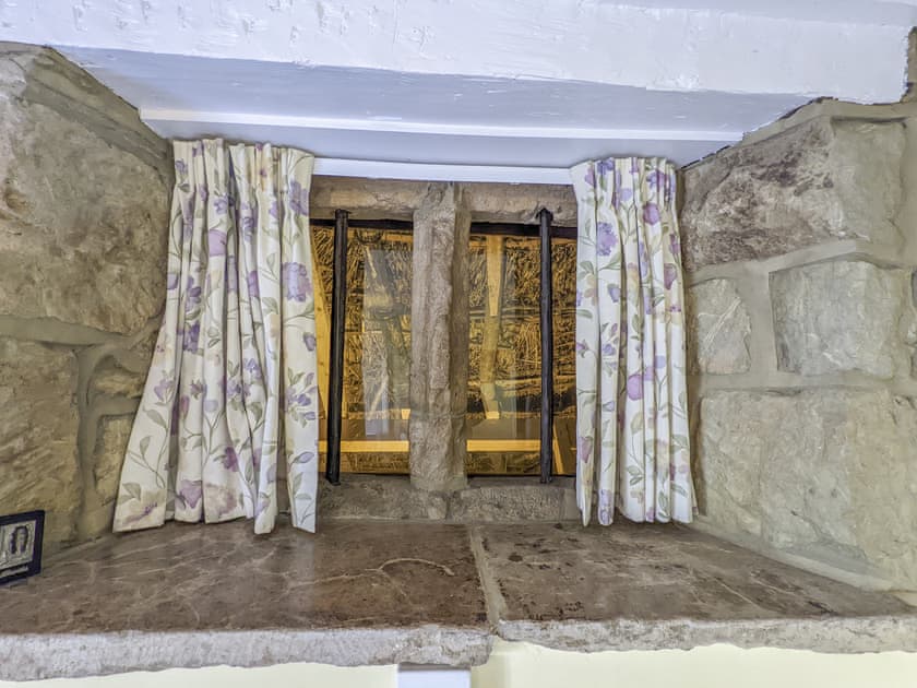 Double bedroom | Ye Olde Cottage, Niton, near Ventnor