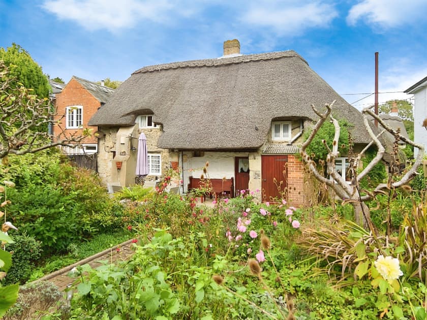 Garden | Ye Olde Cottage, Niton, near Ventnor