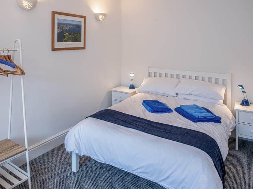 Double bedroom | The Old Canoe Club, Plymouth