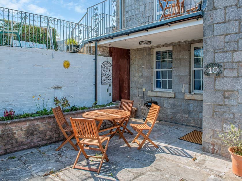 Sitting-out-area | The Old Canoe Club, Plymouth