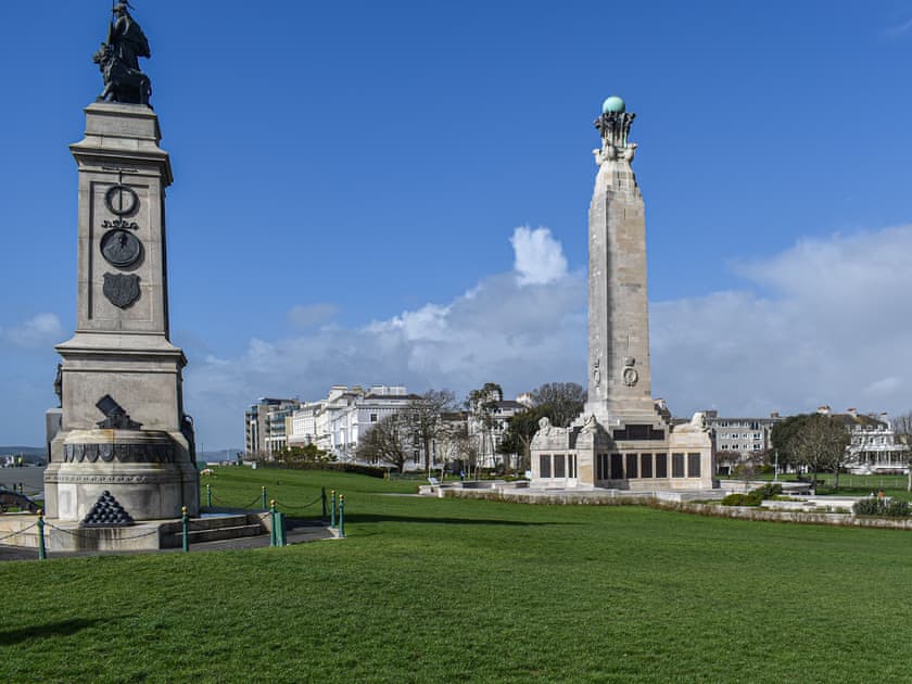 Surrounding area | The Old Canoe Club, Plymouth