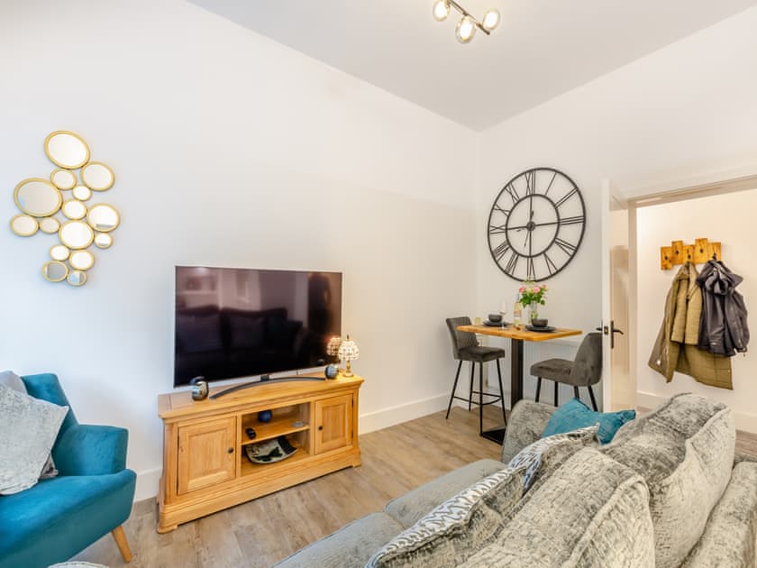 Living room/dining room | Weaver’s Snug, Haworth
