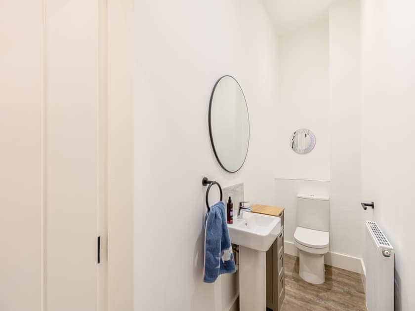 Bathroom | Weaver’s Snug, Haworth
