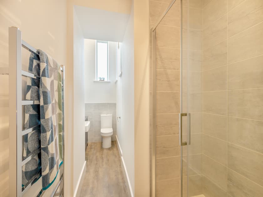 Bathroom | Weaver’s Snug, Haworth
