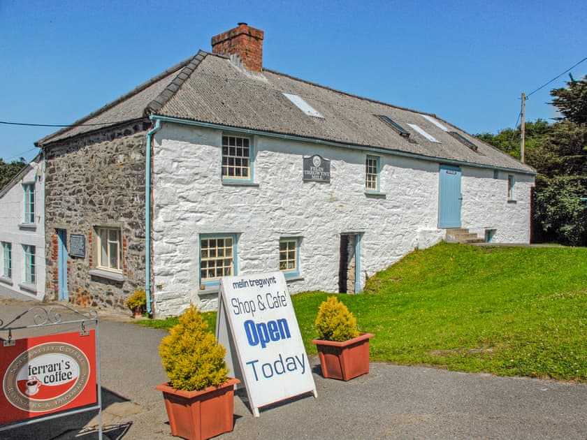 Rhosson Chapel Cottage, St Justinians