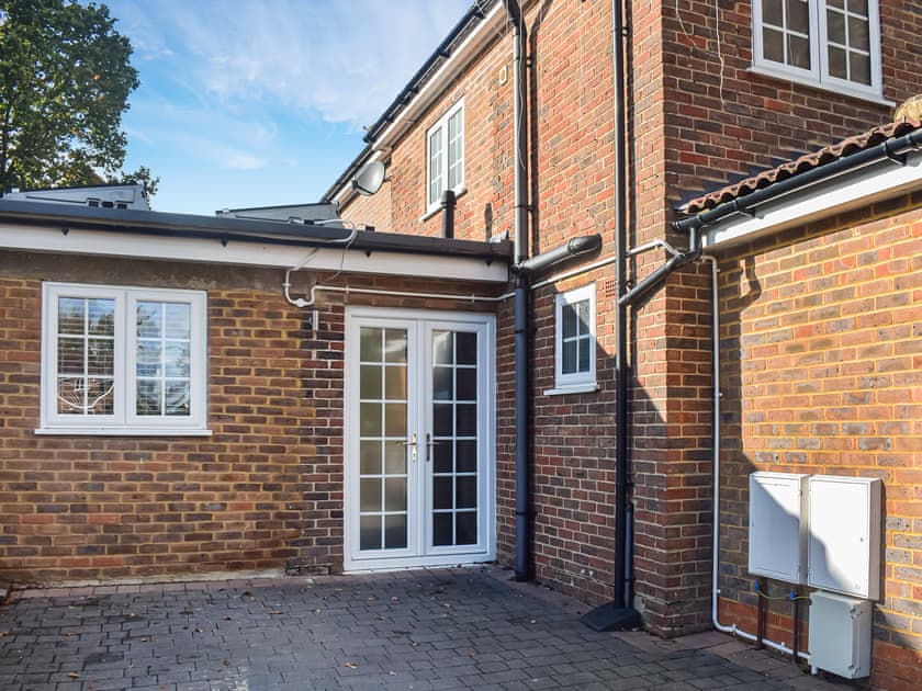 Studio Flat in Crawley