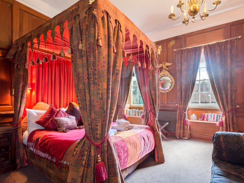 Impressive mahogany four poster bedroom | The Sedgeford Hall - Sedgeford Hall Estate , Sedgeford, near Hunstanton