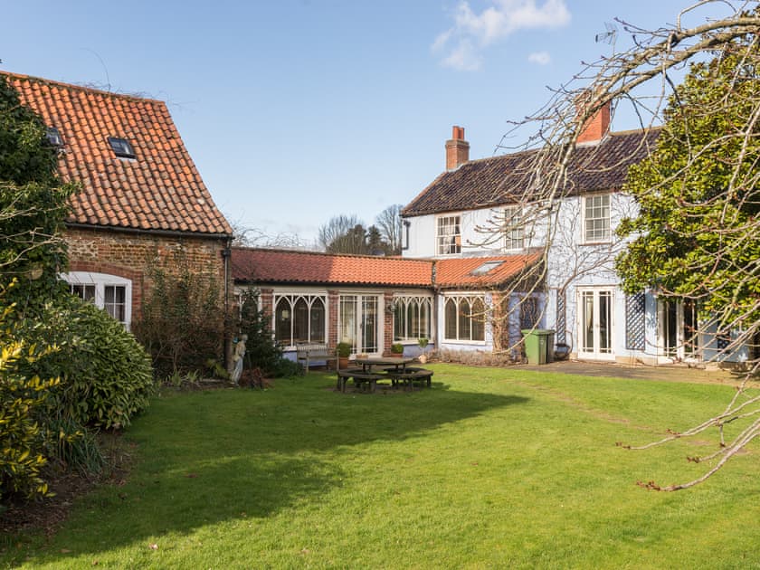 Garden area | The Sedgeford Hall - Sedgeford Hall Estate , Sedgeford, near Hunstanton