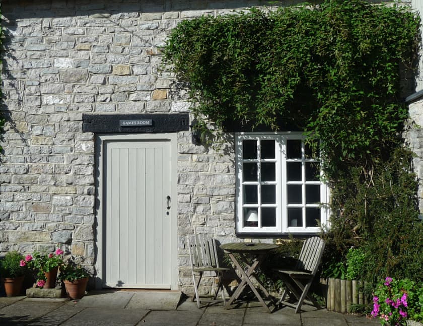 Bramley Lodge - Tall Trees Glamping, Coxbridge, Glastonbury