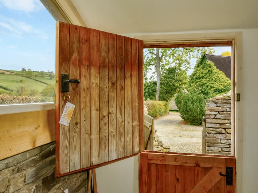 Interior | Xidong Cottage - Squire Farm, Bishops Castle