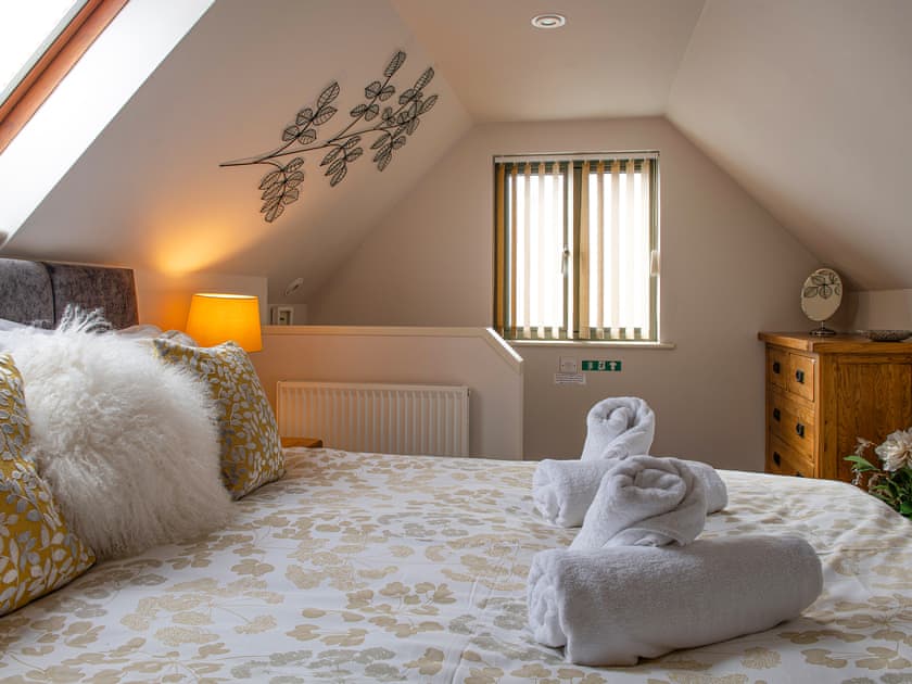 Relaxing double bedroom | Little Willow - The Willows, Ruthvoes, near St Columb