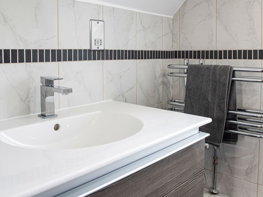 Stylish fitments and a heated towel rail in bathroom | Little Willow - The Willows, Ruthvoes, near St Columb