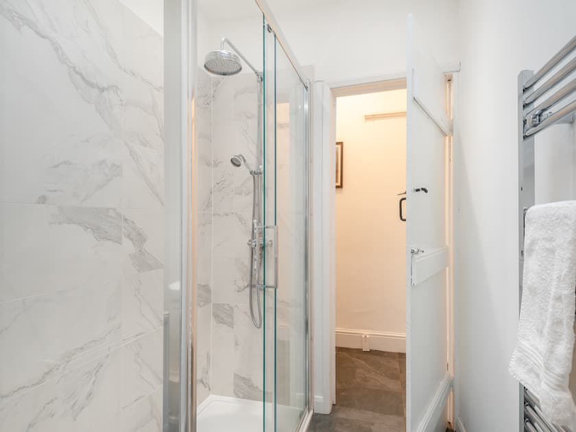 Bathroom | Norwood Park- North Lodge - Norwood Park, All Nottinghamshire