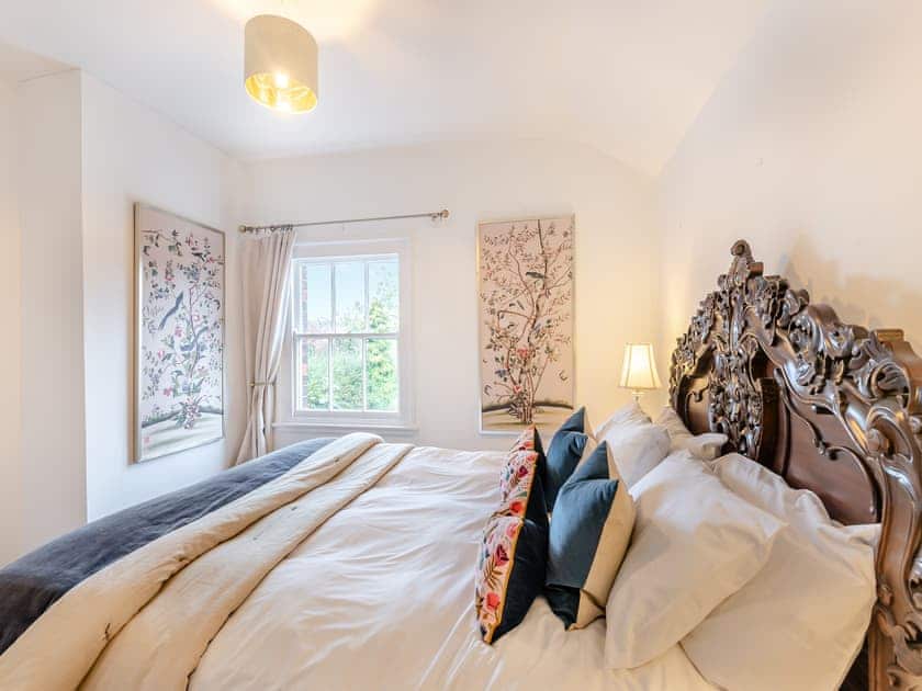 Double bedroom | Norwood Park- South Lodge - Norwood Park, All Nottinghamshire
