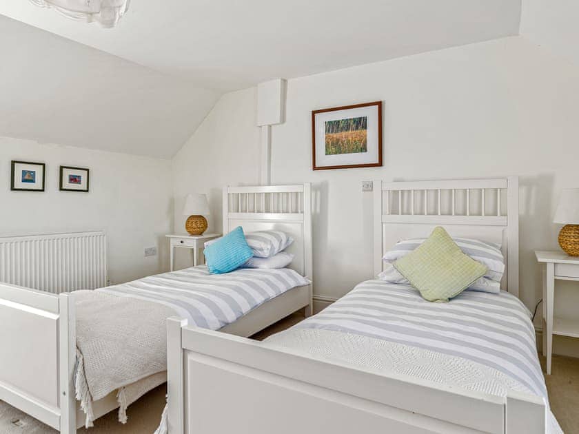East Hook Farmhouse - East Hook Cottages, Marloes