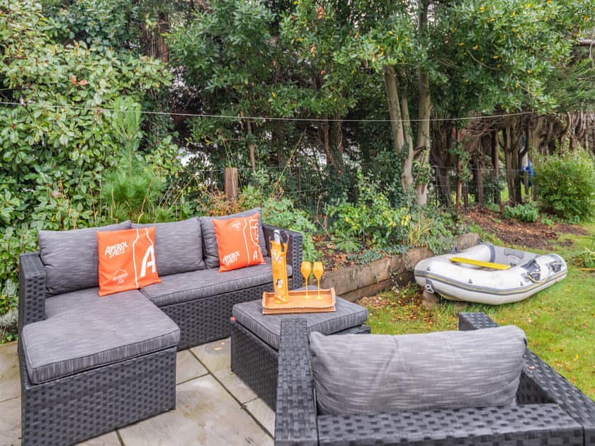 Sitting-out-area | Victoria Cottage, Mudeford, near Christchurch