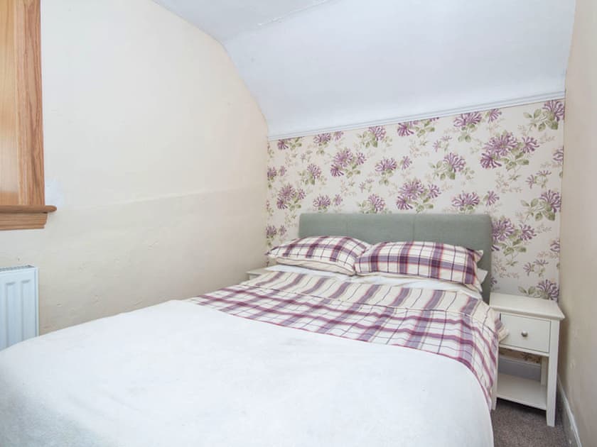 Double bedroom | Meddat Farm Annex, Kildary, near Tain