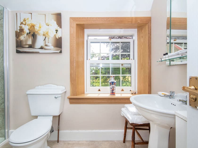 Bathroom | Meddat Farm Annex, Kildary, near Tain