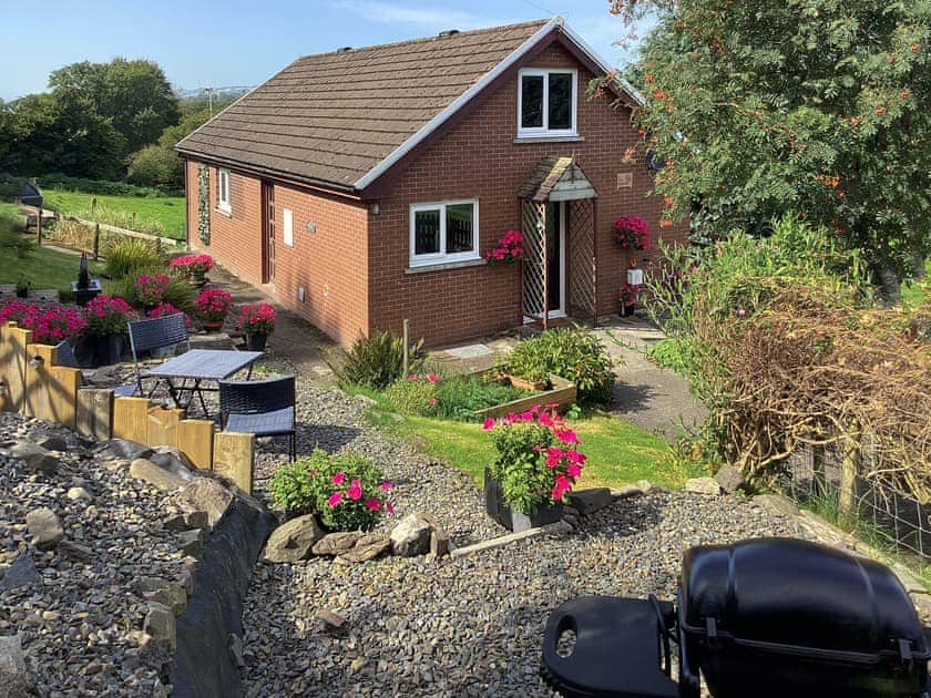 Exterior | Cartref Bach, Pencarreg, near Llanybydder