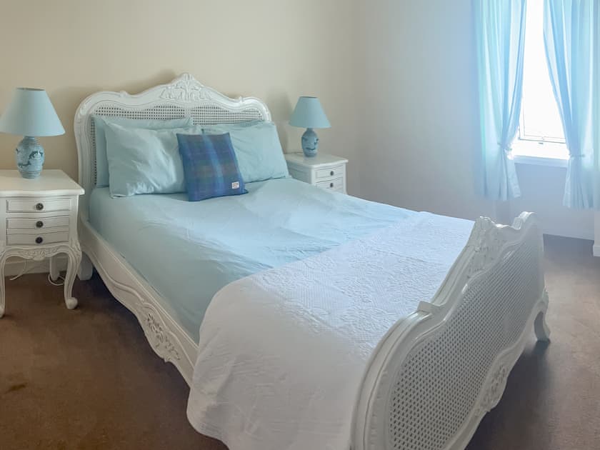 Double bedroom | Armadale Cottage - Armadale Retreats, Portmahomack, near Tain