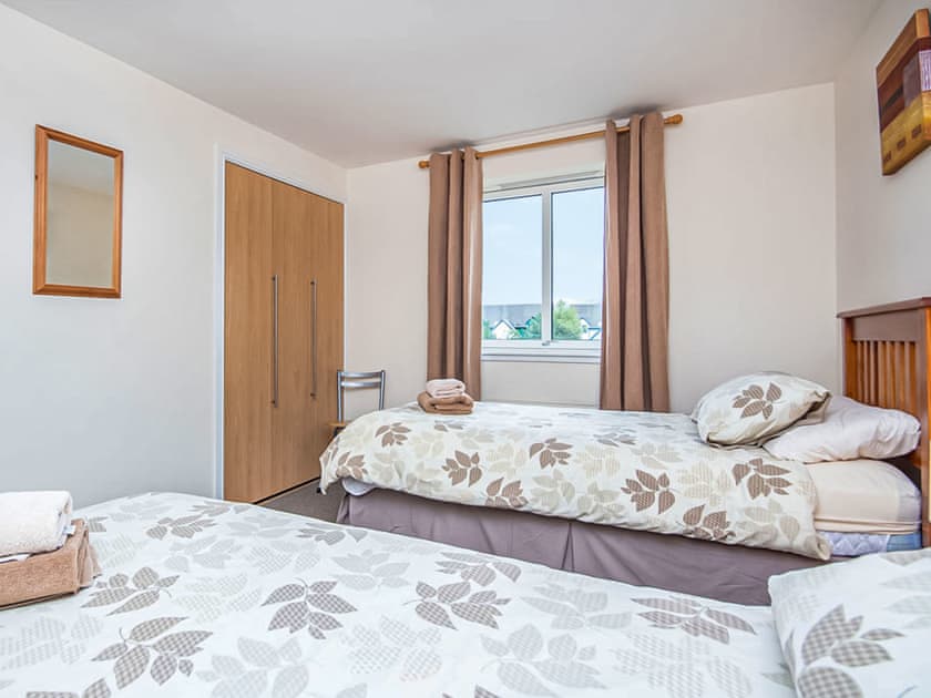 Twin bedroom | Mont Blanc Apartment, Aviemore