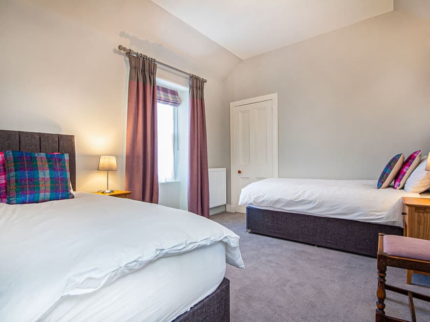 Twin bedroom | Reay House, Nairn