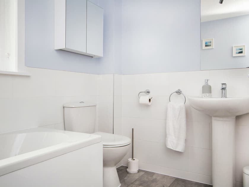 Bathroom | Sunny Hill - Hebridean Views, Gairloch