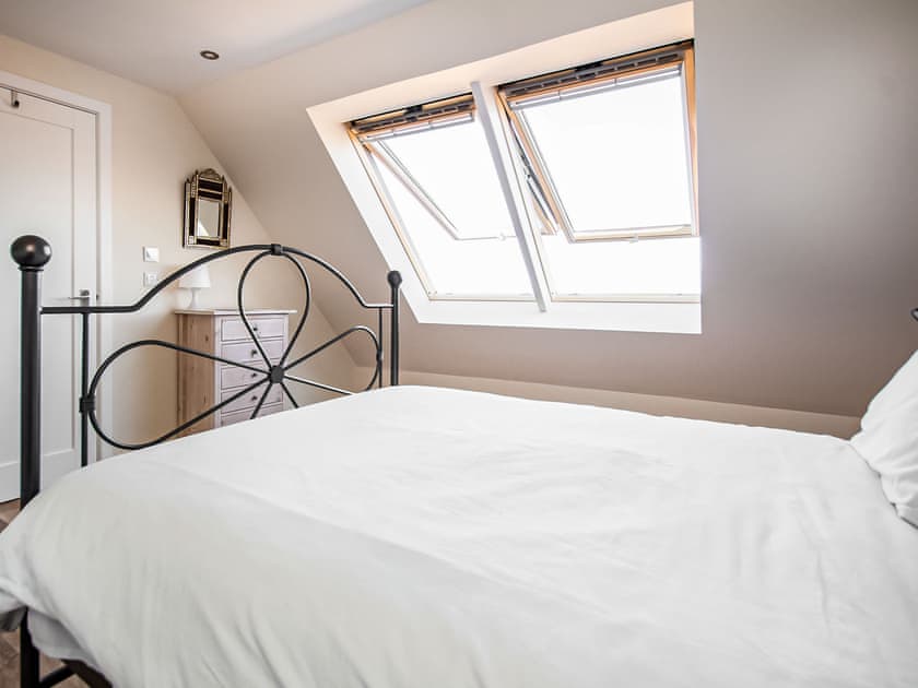 Double bedroom | Y Bwthyn, Culbokie, near Black Isle