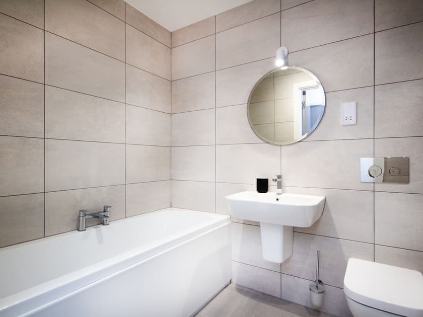 Bathroom | Caledonia View, Aviemore