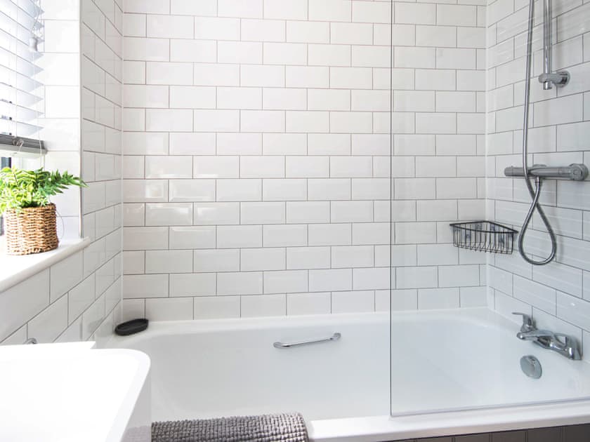 Bathroom | Bishopfield House, Dornoch