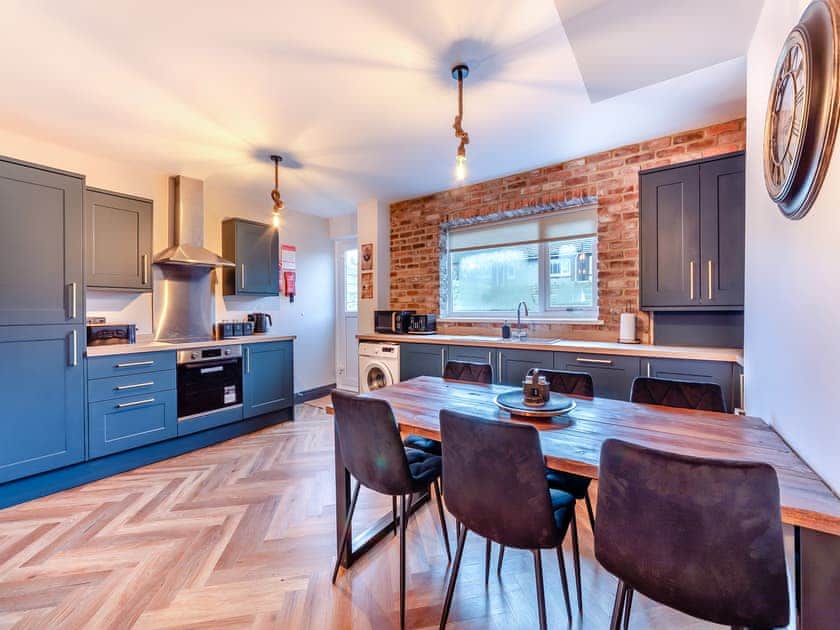 Kitchen/diner | Smuggler’s Cove, Amble